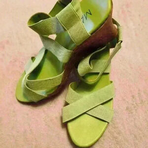 Max Rave wedge sandals